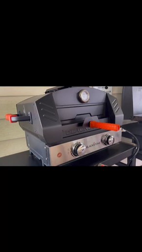 #pizzaoven #blackstonepizza #blackstonepizzaoven #blackstonebetty #eating #pizza #recipe #cooking #griddletok #griddlenation #salmon #healthy #healthyeating #outdoor #outdoorcooking #momlife #momsoftiktok #momtok #foodtiktok #fup #fyp #gooddaygoodjam #walmartfinds