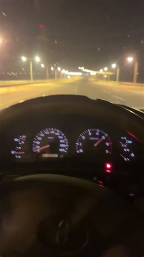 Exploring the 2000 Land Cruiser: A Journey Through Time