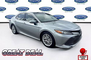 Used 2018 Toyota Camry for Sale Near Me | Edmunds