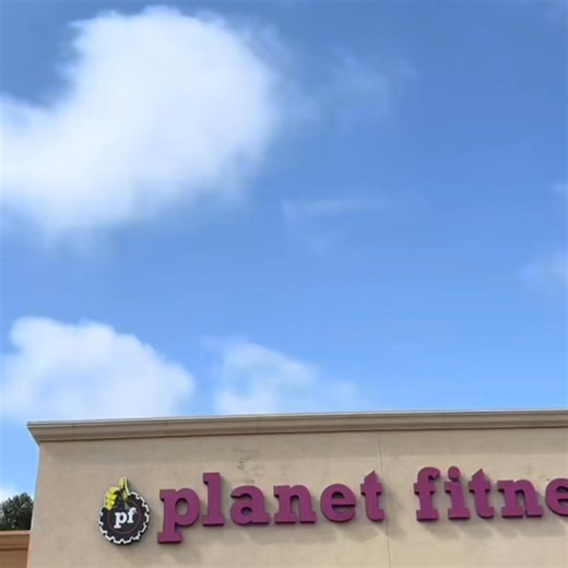 A place that makes fitness feel like your favorite part of the day 💪 Find your local Planet Fitness today | Planet Fitness