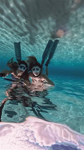 4.7K views · 47 reactions | 水面ベッドに二人でリラックス   Kanako Ishirotaさん GoProで撮ったお気に入りの作品を応募しよう！ GoPro.com/Awards | GoPro | Facebook