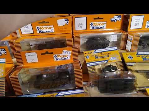 HO Scale Tanks by Roco Minitanks!
