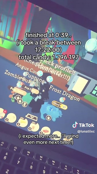 i’ll probably make a slideshow next time 🥹 \\ #adoptme #roblox #adoptmehalloween