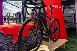 The Giant Revolt E  Pro Will Turn Cyclists Into E-Bike Converts