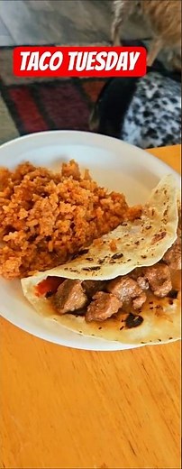 Homemade Carne Guisada Tacos, Rice & Salsa #tacos #lunch #yummy