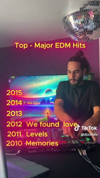 Top 6 Major #EDM #hits from 2010-2015. **Most popular & loved by all of us** . . . . . . . . . . . #dj #djing #cyprus #cyprus🇨🇾 #cyprus #djremix #djzardis #mix