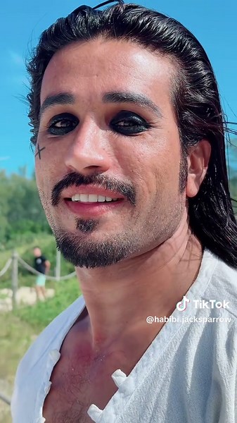 ☠️ | jack sparrow walk