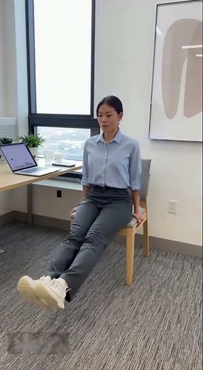 Desk Leg Raise | Lower Abs Workout at Work