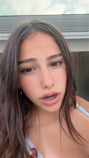 TikTok Dance Queens: 🔥 Slaying Every Move!