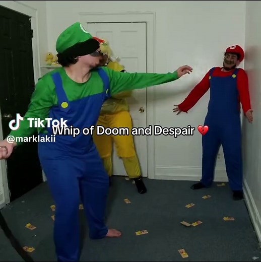 Luigi Kills Mario in Funny Super Mario Bros. Meme