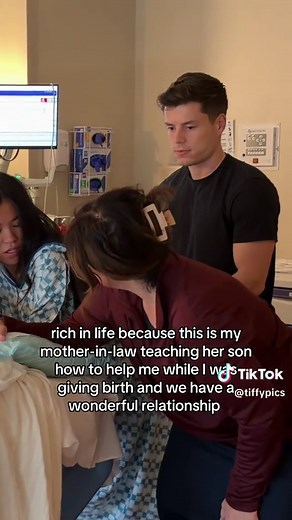 And for those who asked, yes, she physically birthed 19 children (no twins, no c sections, same husband 🙏) #motherinlaw #birthvlog #husbandwife #pregnant #postpartumbody