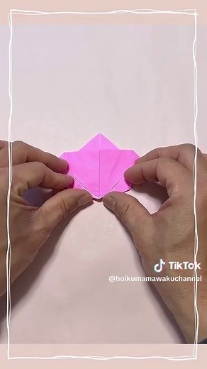 冬の折り紙で椿（カメリア）を作って温かく飾ろう #折り紙 #origami #椿 #camellia #ハンドメイド #冬