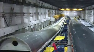 This is how the giant blades for a wind turbine are made! #technology #infrastructure #Windturbine #amazingchinesepeople #chinawonders Credit to SASAC on Douyin. | China wonders