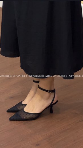 Style Vibes__By Deki on Instagram: "NEW IN Mesh pointed toe pumps Size 35-41 SOLD OUT"