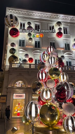 What you need to know about Christmas in Rome ⤵️ The holiday season in Rome is gorgeous, but you need to know some important details about how it works here. 1️⃣ typically lights and trees go up toward the last week of November and the first week of December. This is because the holiday season kicks off on December 8th for the immaculate conception. 2️⃣ Christmas markets aren’t a historically Roman/Southern Italian tradition. There are Christmas markets in the city, the most popular being the on