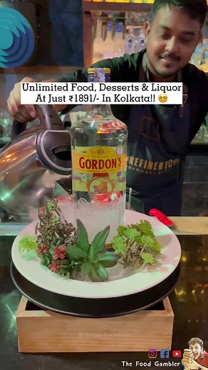 Sunday Brunch at Refinery091 is spread out between 12pm to 4pm, and it's priced at ₹1,891/- with unlimited food & liquor and ₹1,191/- without liquor 😋 #thefoodgambler #refinery091 #sundaybrunch #kolkata | The Food Gambler