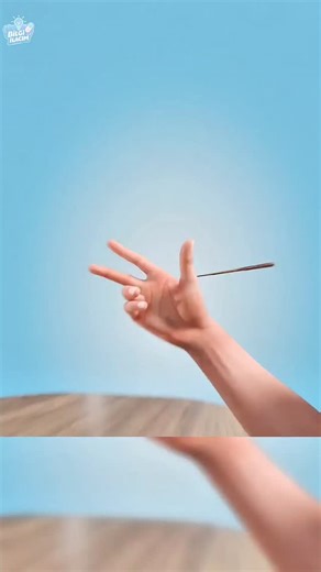 Bilgi İlacım on Instagram: "Çöpstik Nasıl Kullanılır? 🥢🍜✨ Alt çubuğu sabit tutup üst çubuğu kalem gibi kontrol edersen yemek düşmez. İki çubuğu aynı anda oynatmak en büyük hata. Bu küçük teknikle profesyonel gibi yersin."