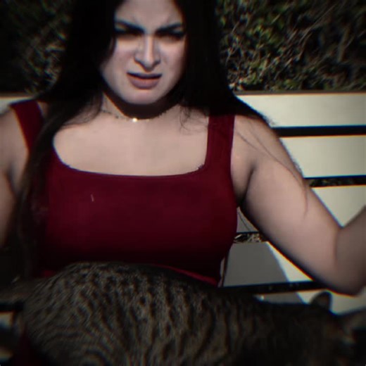 Transform Your Eyes with Laser Effects in CapCut