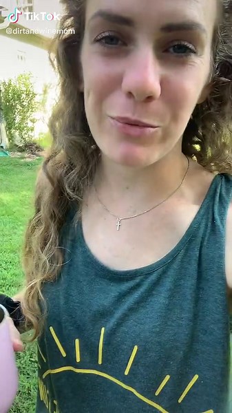 Wood Chip Delivery for Mulch & Pest Repellent | Arborist Tips