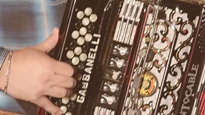 Me gustas por coqueta... GRUPO INTOCABLE | GRUPO INTOCABLE