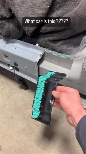 Glueing the back plate on to this new quarter panel job on what car • #autobodyshoplife #bodyshop #autobodyshop #bodyshops #bodyshoplife | Juan Davis