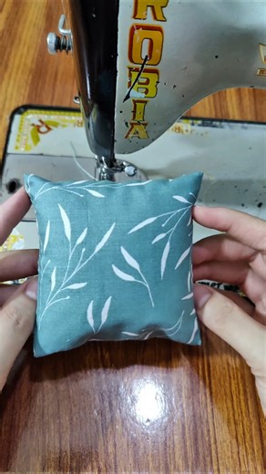 Cushion covers sewing made easy ✂️ Quick, neat & beginner-friendly!#SewingTutorial #CushionCover