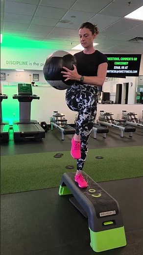 Med Ball Lateral Step Up with Twist #medicineballworkout #glutesworkout #coreexercises