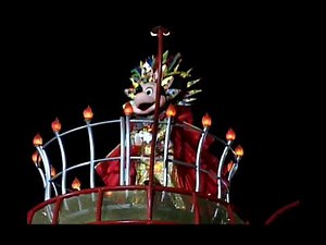 (2004-2005)TDL countdown parade 05 2004 12 31