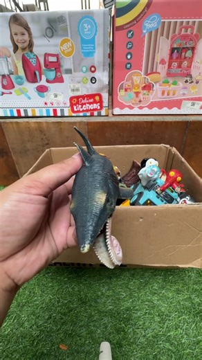 Hunting Jurassic World Dinosaur Toy ASMR