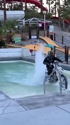 ELECTRIC Dirt Bike Rides under water! 💦 #electric #dirtbikes #pool | Buttery Films