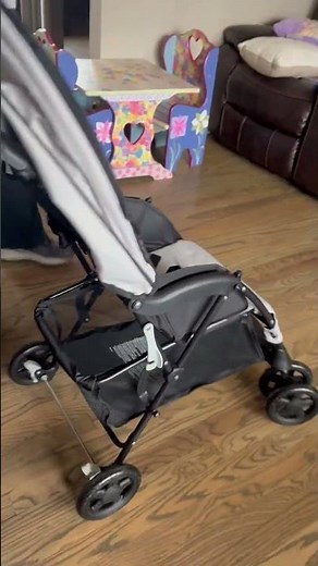 Amazon com Customer reviews Kolcraft Cloud Plus Lightweight Toddler Umbrella Baby Stroller with La