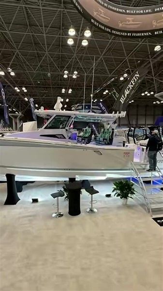 49 reactions · 5 comments | Check out Blackfin Boats 400CC at the New York Boat Show!  Explore unmatched performance, cutting-edge design, and adventure-ready features. #BlackfinBoats #400CC #NYBoatShow #BoatingExcellence | Blackfin Boats | Facebook