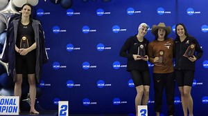 Female swimmers beaten by transgender Lia Thomas stand together as protests erupt at ‘unfair’ result | LBC