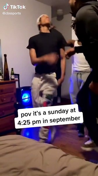 This music could wake someone from a coma #nfl #football #sunday (shoutout @Imonte 🔥 for the original)