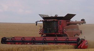 CASE IH -Axial Flow 9230 and Axial Flow 8010-