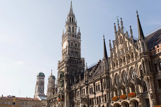 Exclusive town hall tour Munich book & info | simply Munich