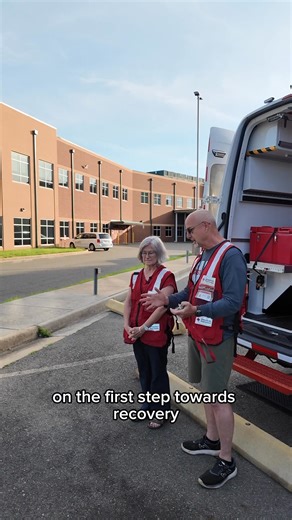 2.5K views · 123 reactions | Two more American Red Cross volunteers from Virginia are joining the effort to support the people of Kentucky as they continue to recover from tornadoes that impacted the state over the weekend. There are now seven volunteers from Virginia involved in this response and we anticipate that number will continue to grow over the days to come. Thank you to all of our teams for answering the call to serve. | American Red Cross Virginia Region | Facebook