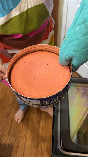 9.1K views · 15 reactions | Vernor's Cake - Cake Mix and Soad make a delicious dessert! #classic #vernors This video was created by Rebecca JS, Jasgur Crew and Network Media LLC | Jasgur Crew | Facebook