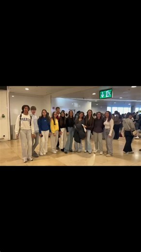 🇬🇧 Prague: history and memories to last a lifetime ✨ Our 1st of Baccalaureate students have enjoyed an unforgettable cultural journey through the heart of Europe 🇨🇿 They explored the historic streets of Prague, relaxed in the iconic Karlovy Vary spa town, took a cruise along the Vltava River, and shared unique moments that go far beyond the classroom. A truly enriching cultural and personal experience that they will undoubtedly remember forever. 🌍💫 . 🇪🇸 Praga, historia y recuerdos para t