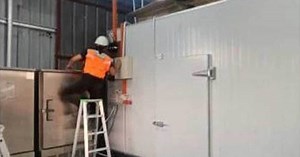 2 kilang disyaki 'usik' meter SESB diserbu | Harian Metro