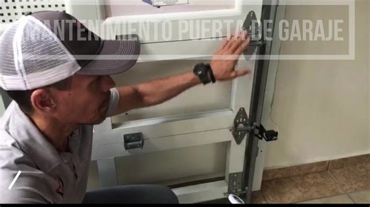 Curso de Mantenimiento Puertas de Garaje Puertas de Garaje: Curso de Mantenimiento ⛔Un solo día 💥Grupal o Individual ¿Qué Aprenderás? ✔️Como quitarle hasta el 50% de ruido ✔️Cambio de Motor ✔️Cambio de Cadena y Polea ✔️Codificación de Motor ✔️Cambio de Sensores =============================== ¿Para quién es este curso? Puedes crear un negocio de mantenimiento de Puertas de Garaje O simplemente para uso personal y ahorrarte gastos técnicos, ya que la puerta la tendrás que mantener. =============