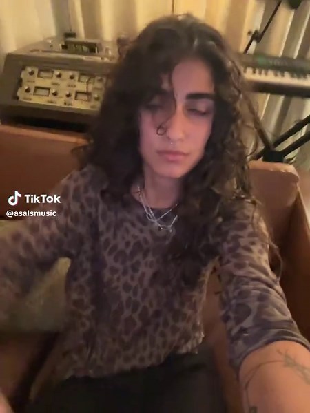 Vidéos de Asal (@asalsmusic) avec Audihoezzz ll Jukebox Joïnts Asap Rocky - Audihoezzz