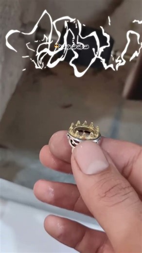 Does anyone know what the name of the stone is? #mesopotamia #scanpyramids #goldenmummies #سنگ #نقره