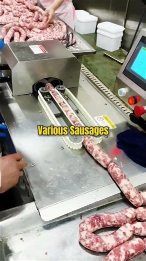The sausage tying machine can handle various sizes of sausages.#sausage #sausagemachine