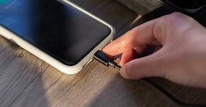 Peut-on utiliser le même chargeur pour son ordinateur et son smartphone ?