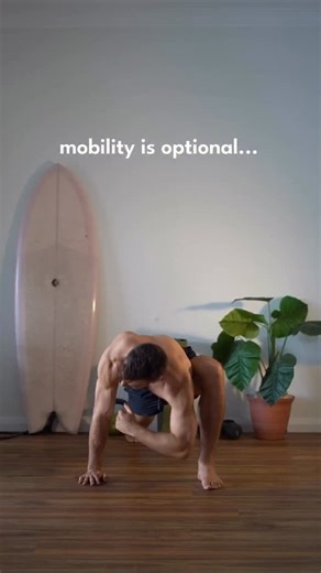 Cooper Walters | Fitness Coach on Instagram: "Struggling with your pop-up? 🏄‍♂️ Chances are, it’s your mobility. Maybe you sit at a desk all day... Are naturally tight or stiff... Or maybe your body just isn’t as springy as it used to be... Either way, we need good mobility to perform at our best in the water. If your hips, shoulders, or thoracic spine are stiff, you’re going to struggle not just with your pop-up, but with many surfing maneuvers. If this sounds like you, then it’s time to start