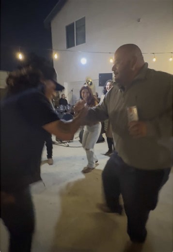 #mifamiliaescarola#borrachera#cumpleaños#laprimas#familiagarcia#puropariii#puroalcolicoprofecional