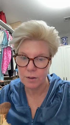 #tiktokshopcreatorpicks #tiktokshopdealsforyoudays #makeuptutorial #matureskinmakeup #tiktokshopcybe | Dolly Day