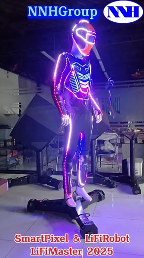 SmartPixel với LiFi Robot kết hợp với nhau. 4 mode trình diễn led: - Online LiFi App. - Online LiFi System. - Sync LiFi Realtime. - Sync TxControl LiFi. Hàng NNHGroup Cung cấp & triển khai V-94 Bảo Vân 0977111342. | Nguyễn Ngọc Hạnh