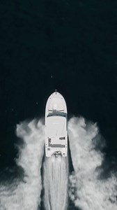 The 262CX design makes it versatile for any adventure. The standard features, the ones that come with the boat, are unheard of in the boat market. Just to give a taste of that these are just the standard features in the seating/storage section: - Heavy-Duty Marine Grade UV Resistant Vinyl Upholstery - Folding Stern Seat w/ Backrest - Deluxe Adjustable Double Wide Helm Seat with Bolster Starboard Side Prep Station w/ Fresh Water Sink, Insulated Storage & Sliding 50QT Premium Cooler - Port Side Ul